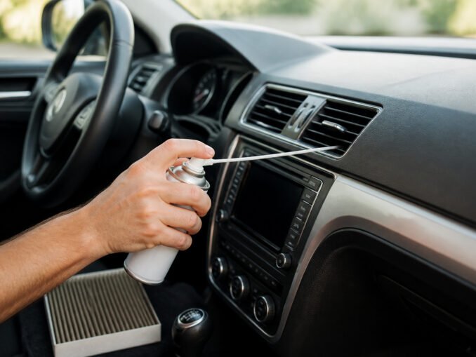 Nettoyage du systeme de climatisation de voiture