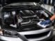 Nettoyage meticuleux dun moteur de voiture